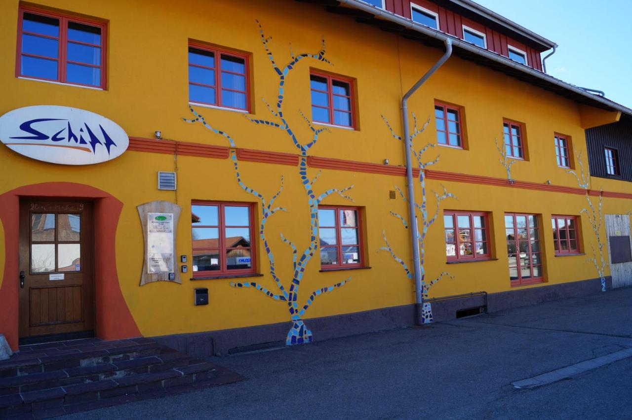 Schiff Bihlerdorf - Hostel Buitenkant foto