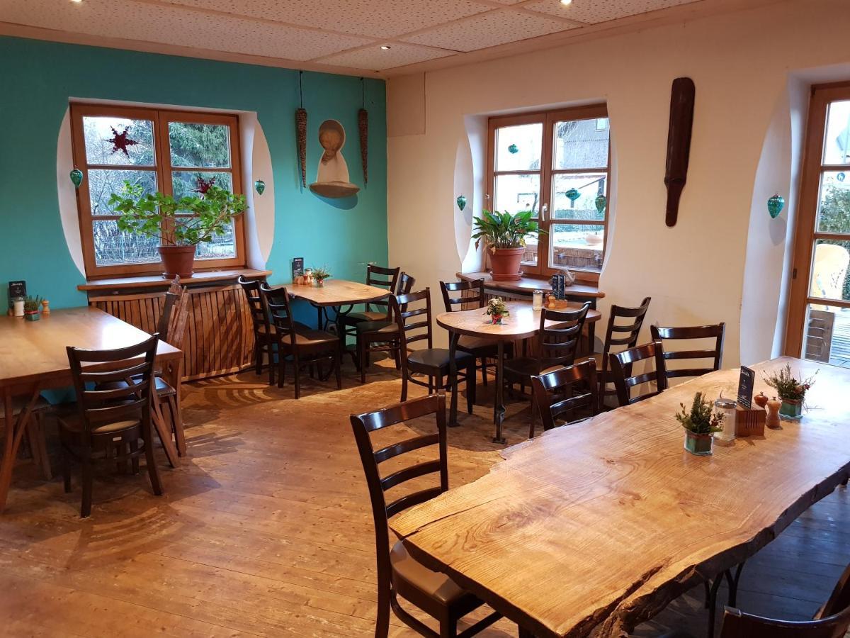Schiff Bihlerdorf - Hostel Buitenkant foto