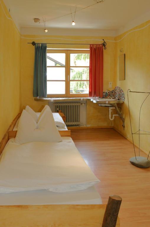 Schiff Bihlerdorf - Hostel Kamer foto