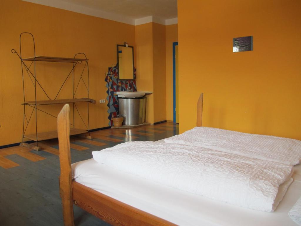 Schiff Bihlerdorf - Hostel Kamer foto