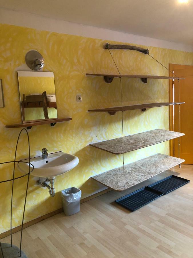 Schiff Bihlerdorf - Hostel Buitenkant foto