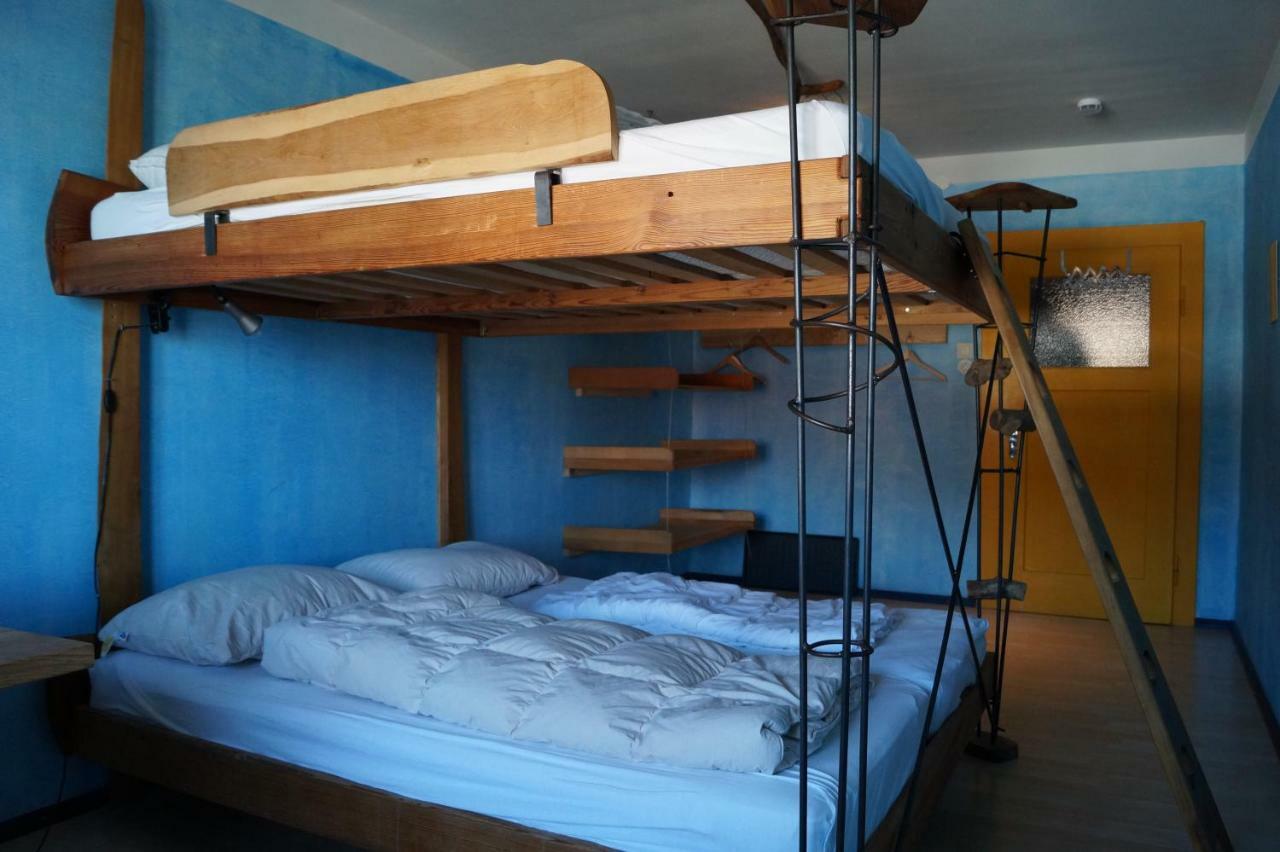 Schiff Bihlerdorf - Hostel Buitenkant foto
