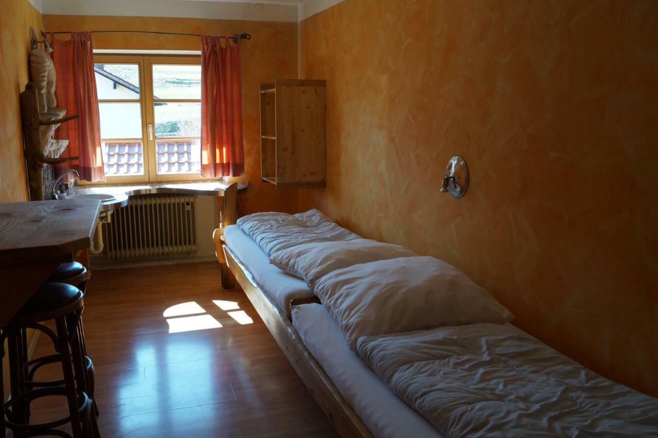 Schiff Bihlerdorf - Hostel Buitenkant foto