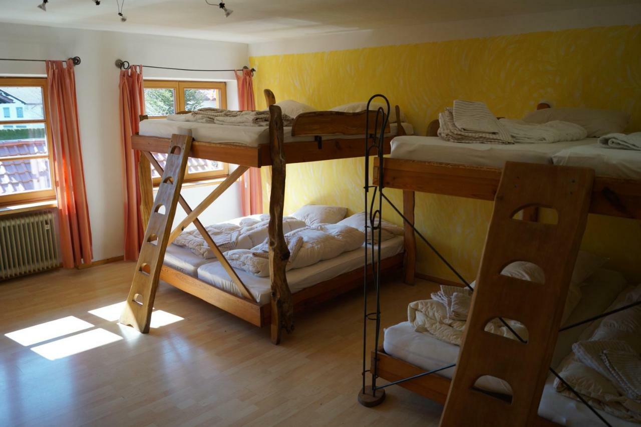 Schiff Bihlerdorf - Hostel Buitenkant foto