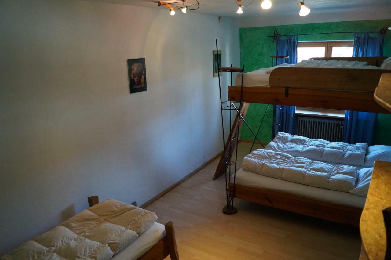 Schiff Bihlerdorf - Hostel Buitenkant foto