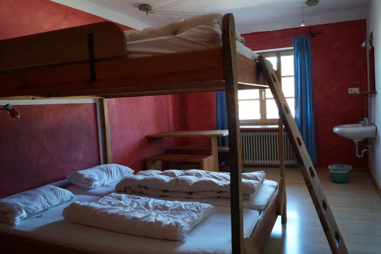 Schiff Bihlerdorf - Hostel Buitenkant foto