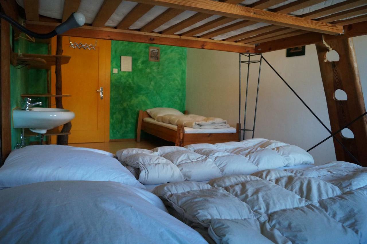 Schiff Bihlerdorf - Hostel Buitenkant foto